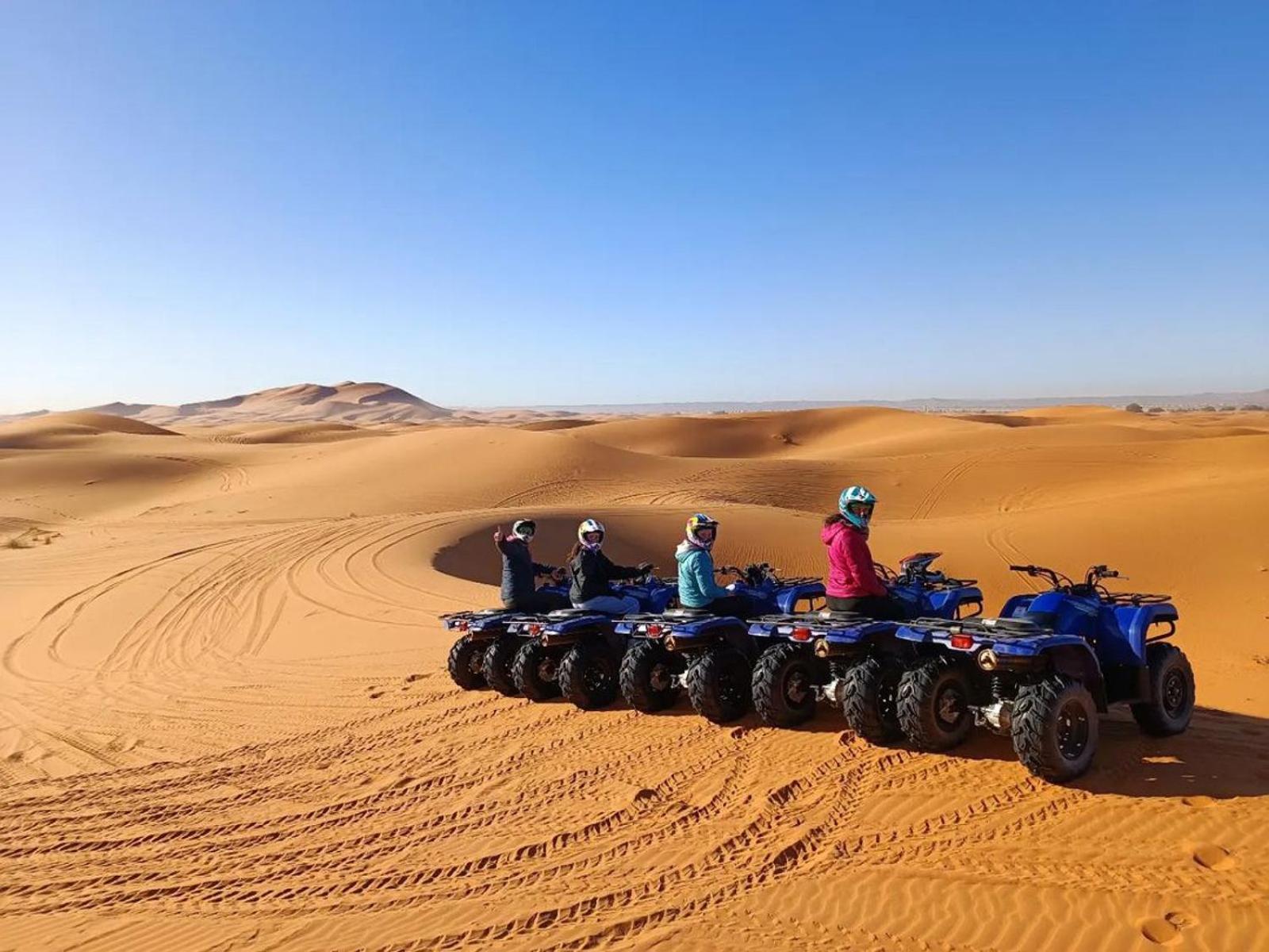 Merzouga Nomadic Luxury Camp Exterior foto